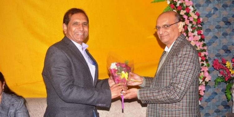 जिला कलक्टर नरेन्द्र गुप्ता का स्वागत एवं राजेन्द्र विजय को दी विदाई