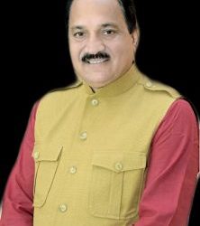 पूर्व विधायक राठौड़ ने अकावद बांध से प्रभावित किसानो के साथ सिंचाई मंत्री से बांध के दौरे पर की भेंट ,समस्याओं से करवाया अवगत।