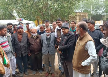 ओलावृष्टि से प्रभावित हुए गांवों का पुर्व विधायक राठौड़ ने  उपखंड अधिकारी के साथ लिया जायजा