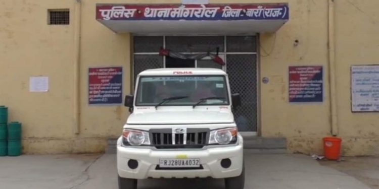 अवैध धारदार रखने का 3 साल से फ़रार स्थायी वारंटी गिरफ़्तार