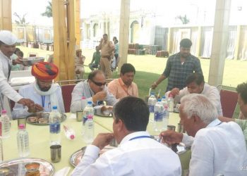 पूर्व विधायक करण सिंह राठौड़ ने गोविंद सिंह डोटासरा से खाद्य सुरक्षा से वंचित₹ कई गरीब परिवारों का नाम जुड़वाने  के लिए पोर्टल को शुरू कराने का किया अनुरोध