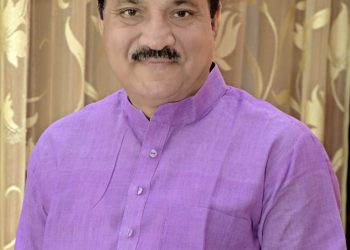 पूर्व विधायक राठौड़ ने  कलमोदिया चौराहे से वाया हरनावदाशाहजी मनोहर थाना तक एवं छीपाबड़ौद से वाया पछाड़ ,छबड़ा ,गुगोर तक के सड़क मार्ग को चौड़ा करने के लिए सार्वजनिक निर्माण विभाग के मंत्री को लिखा पत्र