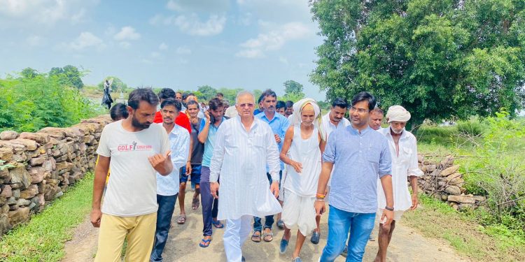 विधायक सिंघवी का बाढ़ क्षेत्रो का दौरा जारी