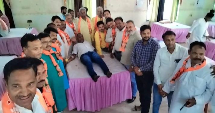 प्रधानमंत्री मोदी के जन्मदिवस पर आयोजित किया गया रक्तदान शिविर