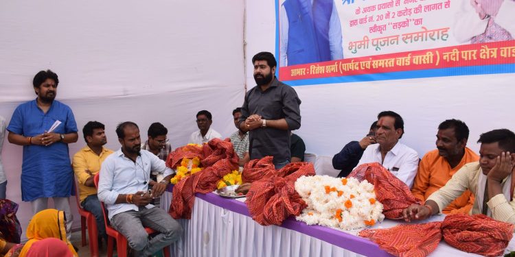 छबड़ा के विकास में कोई कोर कसर नहीं रखूंगा  ऐतिहासिक बनेगा रिवर फ्रंट  दो करोड़ के विकास कार्यों का पालिका अध्यक्ष ने किया शुभारंभ  वार्ड वासियों ने पालिका अध्यक्ष का किया जोरदार स्वागत