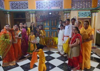 पुष्टि पाठशाला का एक वर्ष पुर्ण होने पर वार्षिक उत्सव मनाया