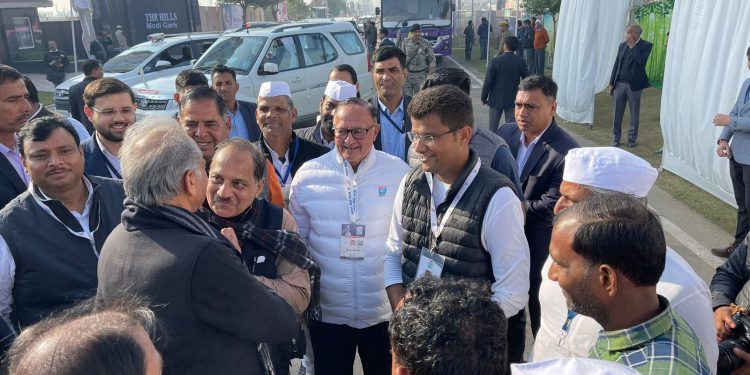 भारत जोड़ो यात्रा में पुर्व विधायक करण सिंह राठौड़ ने यात्रा के अंतिम दिन मुख्यमंत्री को किसानों की समस्याओं से अवगत कराया