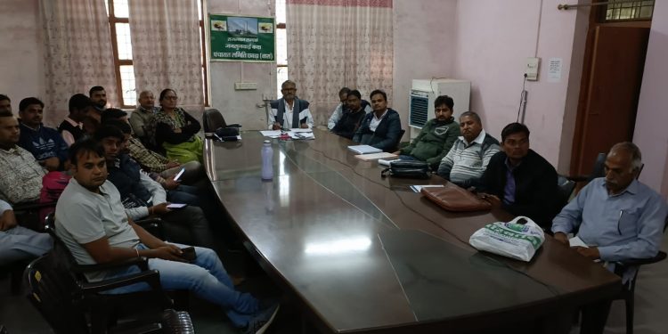 सन्दर्भ व्यक्ति चिंकी गालव ने किया विद्यालयों का सम्बलन