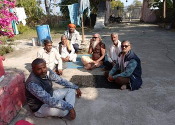 श्री हनुमान सिद्ध साधना आश्रम पर नये ईस्वी सन पर ओंकार ध्यान योग का किया आयोजन