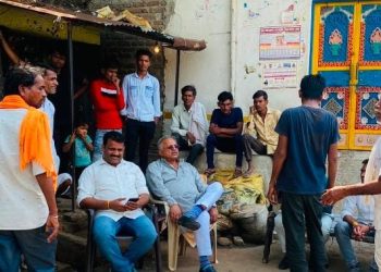 विधायक सिंघवी का ग्रामीण दौरा लगातार जारी, ग्रामीणो के सुने अभाव अभियोग, शोक संतृप्त परिवार को बंधाया ढांढस