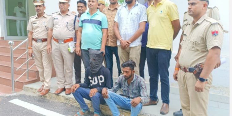 31 लाख रुपए की लूट का 24 घंटे में खुलासा, मोबाइल की दुकान का कर्मचारी ही निकला मास्टरमाइंड