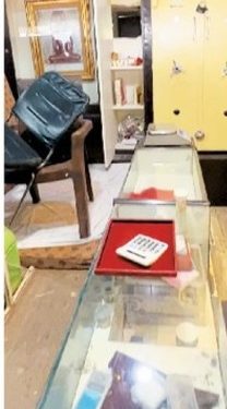 छबड़ा का मामला : सोने-चांदी के जेवरात ले उड़े सर्राफा व्यवसायी की दुकान में एंडा लगाकर चोरी