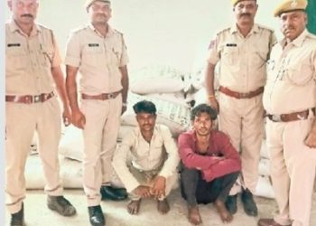 चोरी के 22 बोरी गेहूं बरामद, दो गिरफ्तार