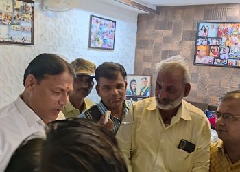 आज बांरा जिले के सभी राशन डीलरों का प्रतिनिधिमंडल गोपालन व खान मंत्री प्रमोद जैन भाया से मिला