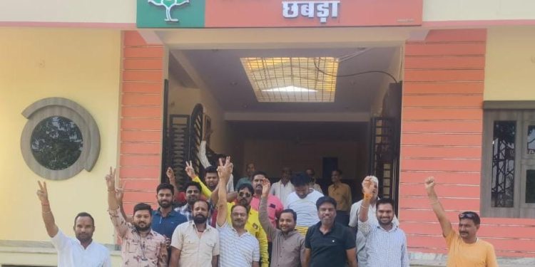 सिंघवी को भाजपा प्रत्याशी बनाने पर भाजपाईयो में दौडी खुशी की लहर, जमकर मनाया जश्न, की जोरदार आतिशबाजी