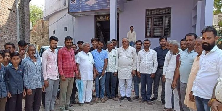 विधायक सिंघवी ने किया गांवो में जनसंपर्क, भाजपा के प़क्ष में मतदान करने की अपील की