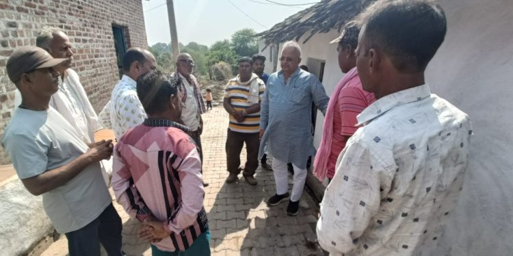 विधायक सिंघवी का जनसंपर्क जारी, भाजपा के प़क्ष में मतदान करने की अपील की