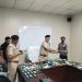 बारां पुलिस के द्वारा दीपावली की पूर्व संध्या पर आमजन को उपहार साईबर सैल बारां ने लगभग 15 लाख रूपये कीमत के 105 गुमशुदा मोबाईल बरामद कर मोबाईल मालिकों को किये सुपुर्द