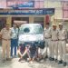साडीयो से भरी हुई ईको कार व पैसे लूटने तथा वाहन मालिक के साथ मारपीट की वारदात का खुलासा कर वारदात में शामिल 03 अभियुक्त गिरफ्तार