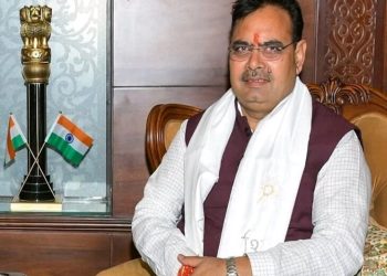 ‘पंजा मत दिखाइए इसने देश को गंजा कर दिया’