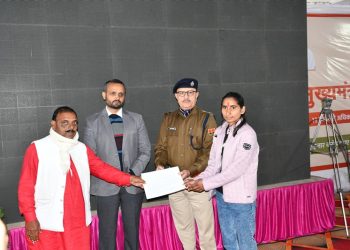 युवा दिवस पर रोजगार उत्सव में मुख्यमंत्री की वर्चुअल माध्यम से सौगात नव नियुक्त कृष्णा मीणा से किया सीधा संवाद, जिले में 184 को मिला रोजगार 285.71 करोड़ के विकास कार्यो का शिलान्यास, 8.51 करोड़ के कार्यो का लोकार्पण