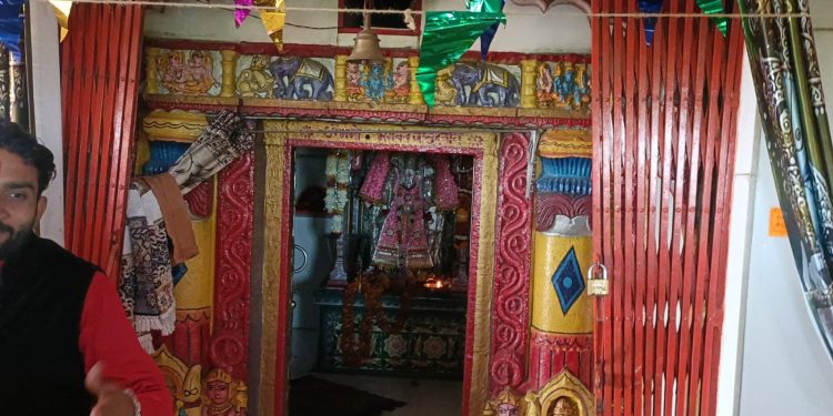 पवित्र नदी पार्वती में किया लोगों नें स्नान,लक्ष्मण टेकरी के दर्शन कर मेले में किया भ्रमण।*  *छबड़ा में आर.एस.एस. के स्वयं सेवकों नें मकर संक्रांति पर गो माता के लिए मांगा दान।