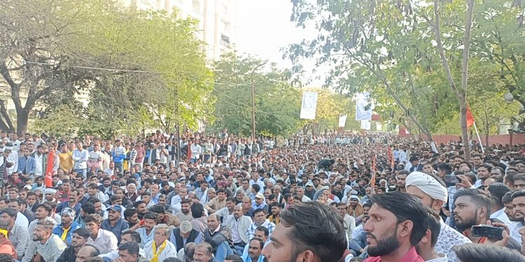 बारां में निकली धाकड़ महा रैली,छबड़ा से भी हुए 300 से अधिक दो और चौपहिया वाहन सामिल।