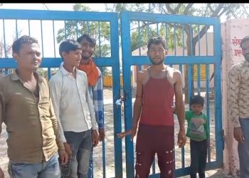 नीमखेड़ा गांव में शिक्षक-कर्मचारी नदारद, पूर्व विधायक करण सिंह राठौड़ ने उठाए सवाल, कार्रवाई नहीं हुई तो आंदोलन की चेतावनी